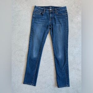 Ann Taylor Loft Modern Skinny Jeans 6P, distressed blue jeans